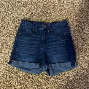 Aeropostale Shorts. Size 00